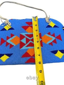 Vintage Native American Handcrafted Beaded Purse Measuring 10.5x8