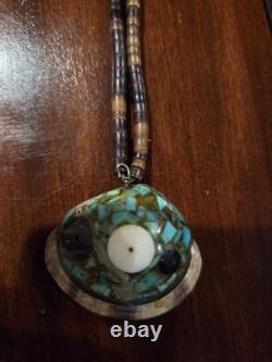 Vintage Native American Heishi Beaded Necklace & Shell Pendant rare