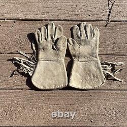 Vintage Native American Indian Leather Beaded Gauntlets Gloves withFringe Women