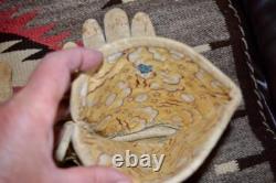 Vintage Native American Indian Leather Ladies Beaded Gauntlets Gloves withFringe