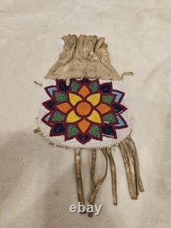 Vintage Native American Indian Suede Beaded Floral Medicine/Tobacco Bag Damaged