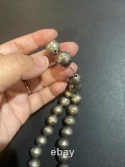 Vintage Native American Sterling Silver Bead Necklace