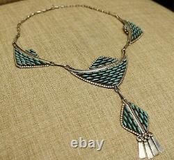 Vintage Navajo Native American Sterling Silver Needlepoint Turquoise Necklace