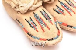 Vintage Plains Indian Sioux Moccasins Beaded Leather Native American 7.5 ATQ