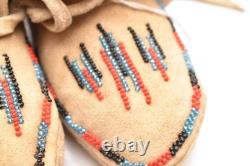 Vintage Plains Indian Sioux Moccasins Beaded Leather Native American 7.5 ATQ