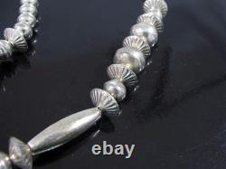 Vintage STERLING SILVER NATIVE AMERICAN BENCH BEAD NECKLACE 26 41 gms