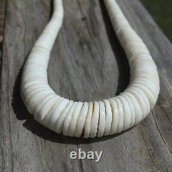 Vintage Santo Domingo Graduated Shell Necklace Native American Barrel Clasp