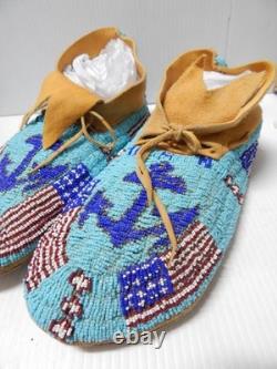 Vintage Southern Arapaho Indian USA Flag + Mariner Beaded Moccasins Hard Soles