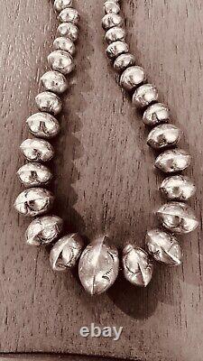 Vintage Sterling Silver Native American Graduated Pearl Necklace