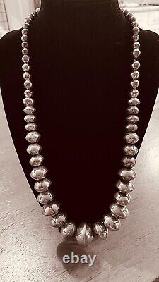 Vintage Sterling Silver Native American Graduated Pearl Necklace