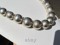 Vintage Sterling Silver Polished Graduated Beads Navajo Pearls 8-18mm 27