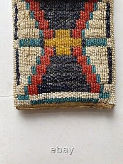 Vintage beaded Native American strike-a-light pouch