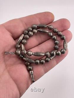 Vintage native american sterling silver bead necklace