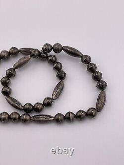 Vintage native american sterling silver bead necklace