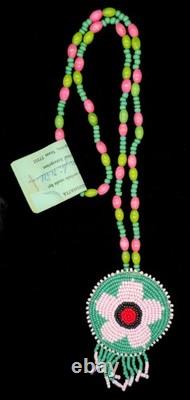 Vtg Native American Hand Beaded Flower Necklace with Original Tag Coushatta
