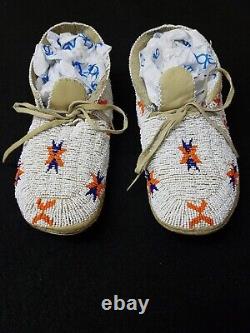 Womens Size 9 Full Beaded Star Design Buckskin Native American Indian Moccasins