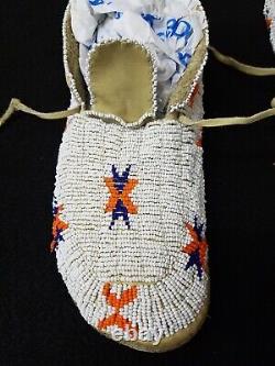 Womens Size 9 Full Beaded Star Design Buckskin Native American Indian Moccasins